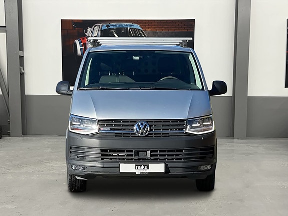 Volkswagen Transporter 2 of 16