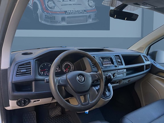 Volkswagen Transporter 6 of 16
