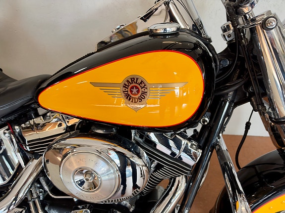 Harley-Davidson FLSTF Fat Boy 4 of 30