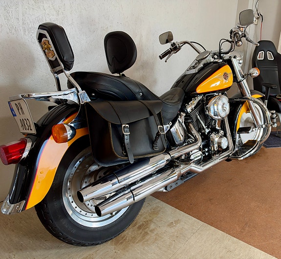 Harley-Davidson FLSTF Fat Boy 11 of 30