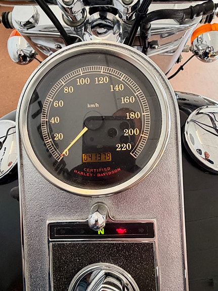 Harley-Davidson FLSTF Fat Boy 18 of 30