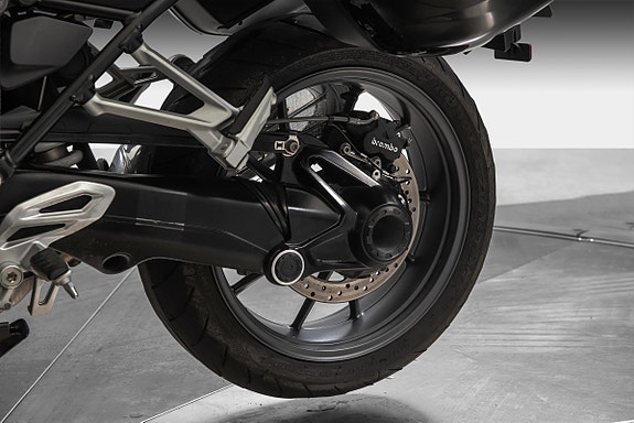 BMW R 1250 RS 8 of 13