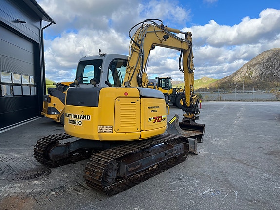 New Holland Kobelco E70SR-1ES 4 of 30