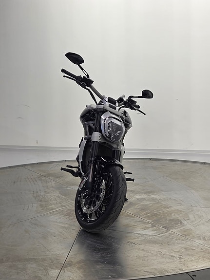 Ducati XDiavel S 2019 – 15.000 km – Meget pen – Ekstrautstyr 9 of 18