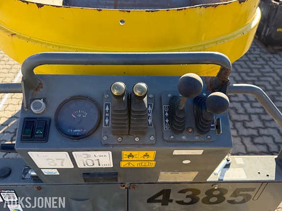 Wacker Neuson DT15 Kompakt dumper 16 of 20