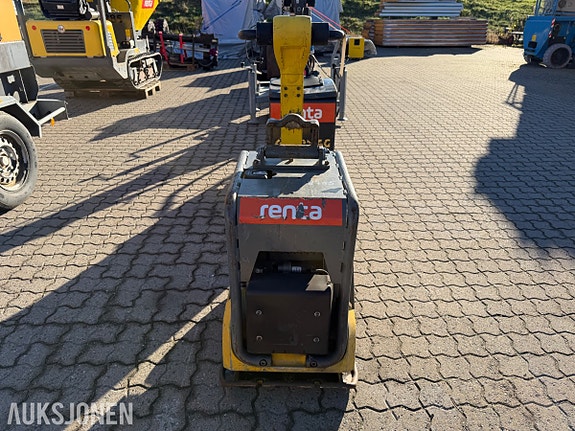 Wacker Neuson DPU3050H - Vibroplate 4 of 11