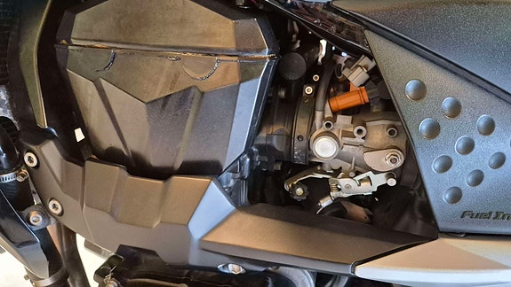 Kawasaki Z 1000 6 of 16