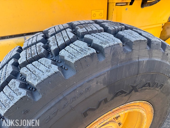 Volvo L70 14 of 30
