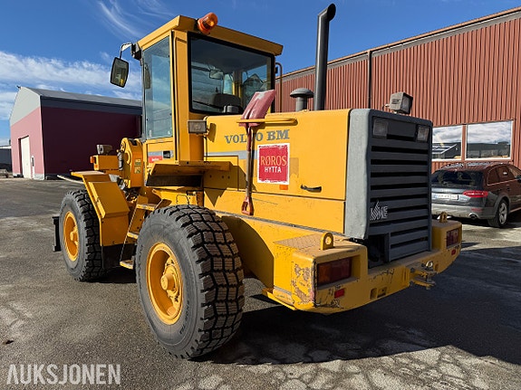 Volvo L70 3 of 30