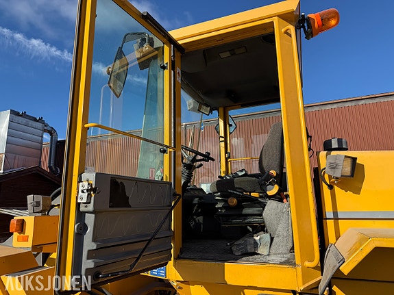 Volvo L70 23 of 30