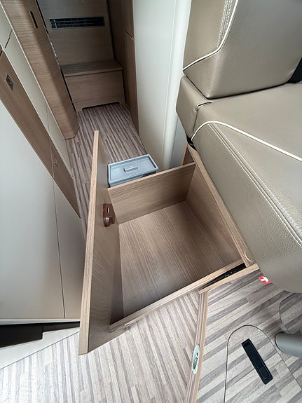 Malibu Van GT 640 Charming - Lithium - solcelle - sykkelstiv - 180 Hk - aut 17 of 23