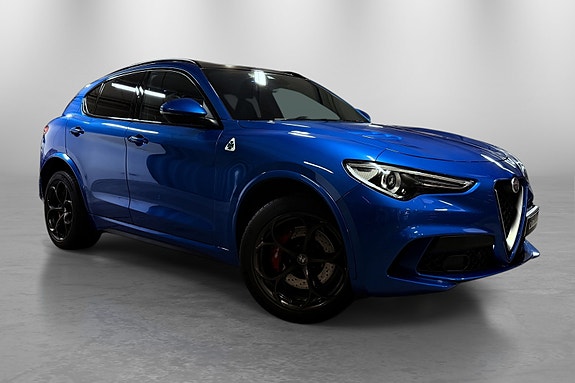 Alfa Romeo Stelvio Quadrifoglio 16 of 30