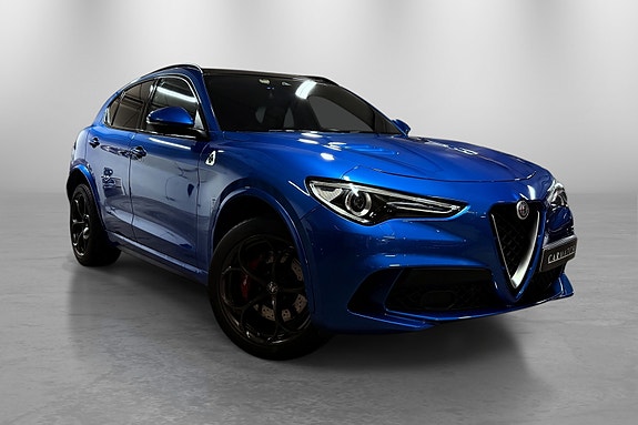 Alfa Romeo Stelvio Quadrifoglio 14 of 30