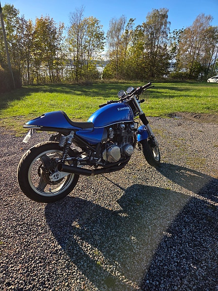 Kawasaki Zephyr 750 2 of 7