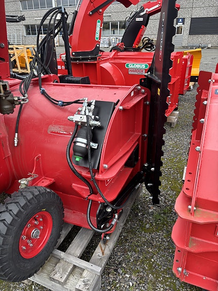 Dalen 2011 med hyd kantskjær og hjul 2020, kr 198 000,-