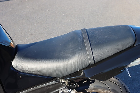 Kawasaki ZZR 1400 3 of 18
