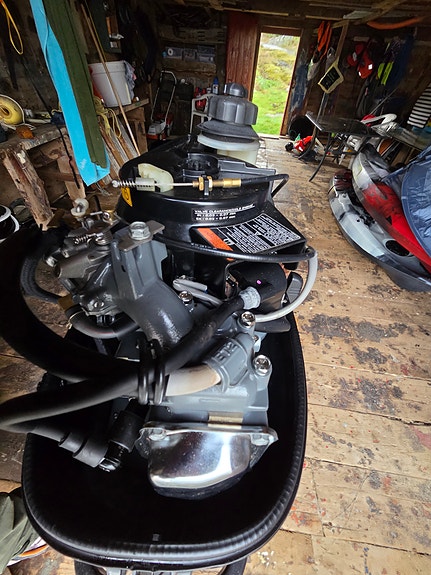 Suzuki DF6 2 of 9