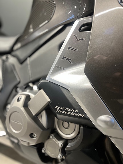 Honda VFR 1200 F DCT- ¤ Ny storservice utført ¤ 5 of 9