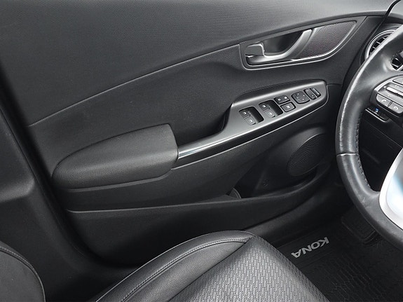 Hyundai Kona 12 of 20