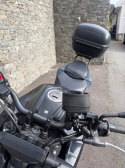 Honda CB 125 R 3 of 14