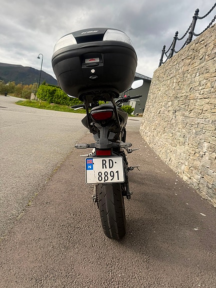 Honda CB 125 R 11 of 14