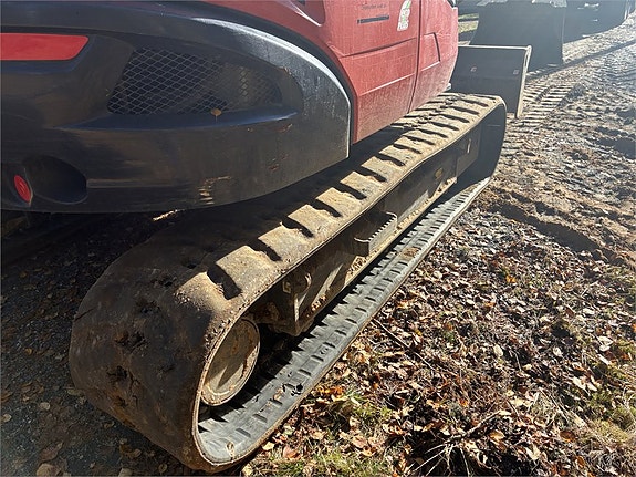 Kubota KX080 2 of 17