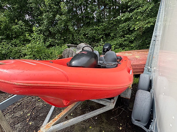 River 290 2017 modell m/Mercury F9.9 NB! Motor vært delvis under vann 2 of 9