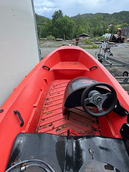 River 290 2017 modell m/Mercury F9.9 NB! Motor vært delvis under vann 4 of 9