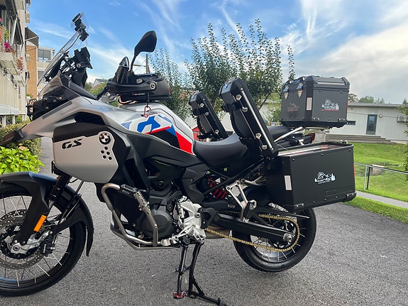 BMW F 900 GS Adventure 4 of 13
