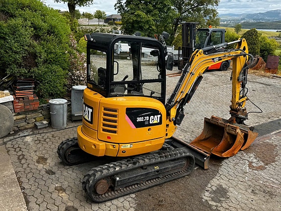 Cat 302.7D CR - - HYDRAULISK PUSSESKUFF - 3 SKUFFER - S-40 HYD FESTE - 2.7 TONN - KUN 4400 TIMER 5 of 26