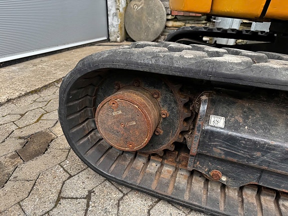 Cat 302.7D CR - - HYDRAULISK PUSSESKUFF - 3 SKUFFER - S-40 HYD FESTE - 2.7 TONN - KUN 4400 TIMER 12 of 26
