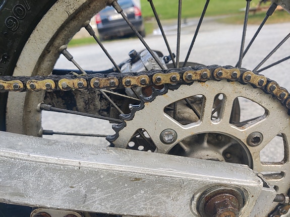 Yamaha YZ 85 14 of 30