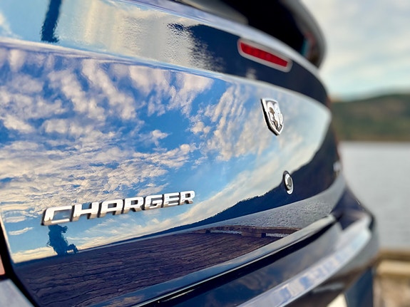 Dodge Charger 21 of 30