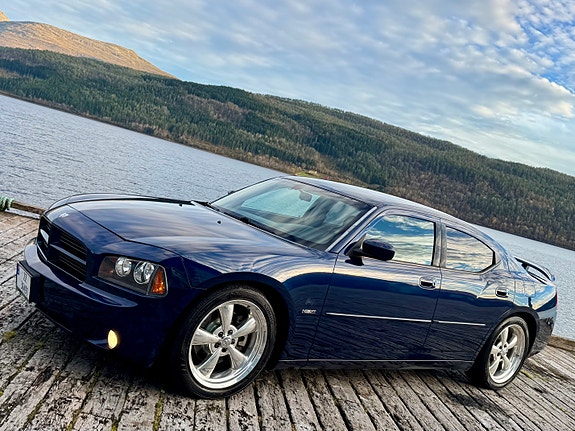 Dodge Charger 3 of 30
