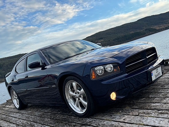 Dodge Charger 16 of 30