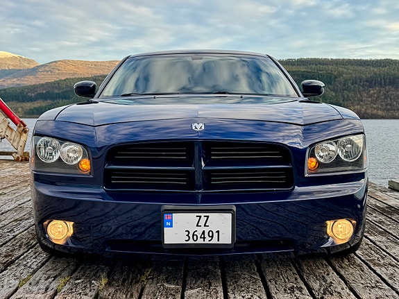 Dodge Charger 19 of 30