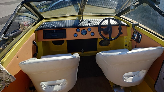 Volvo penta bensin 200hk 5 of 8