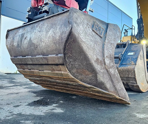 Cat 325FLCR, 2019 Mod, 4989 timer, Rototilt, GPS, 2 Skuffer, Pluss-serviceavtale. 21 of 30