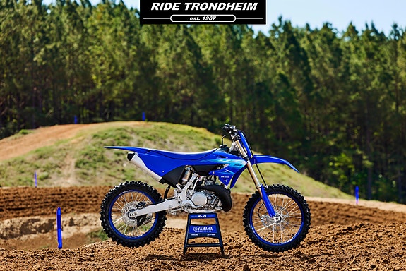 Yamaha YZ  250LC 2 of 26