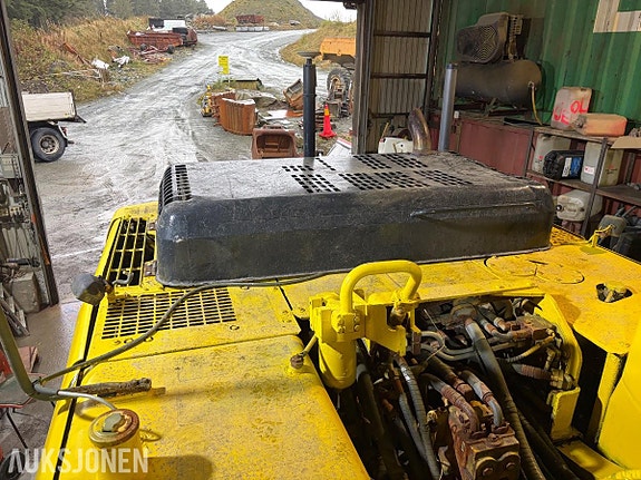 Komatsu Pc340LC-7k 17 of 30