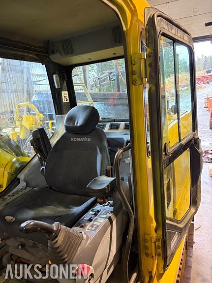Komatsu Pc340LC-7k 10 of 30