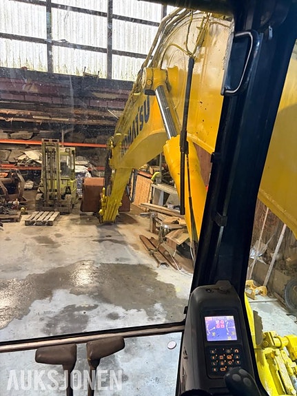 Komatsu Pc340LC-7k 8 of 30