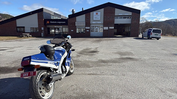 Yamaha FZR 1000 Genesis 19 of 19
