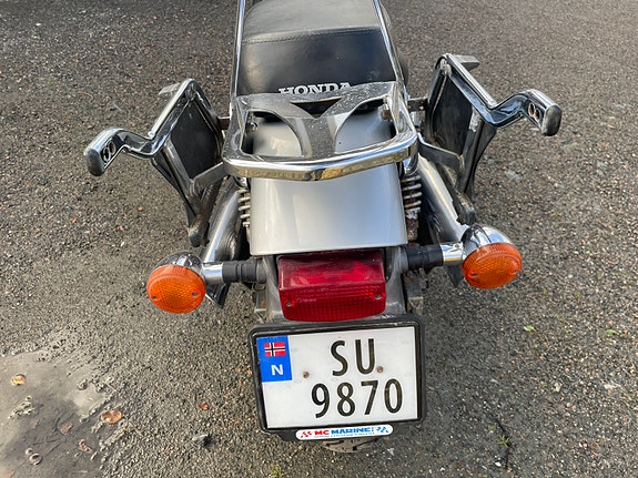 Honda VF 750 C Magna 8 of 11