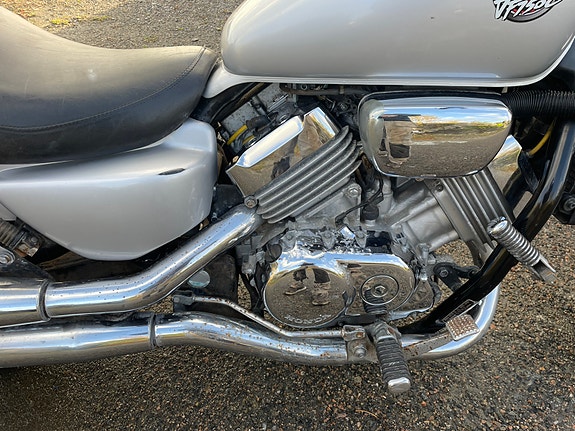 Honda VF 750 C Magna 3 of 11