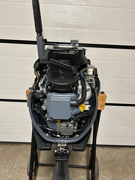 Yamaha F9.9 HMHL lang stamme 2014 m/20hk forgasser, ny regreim og service utført 8 of 12