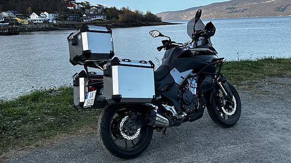 VOGE 500DS 6 of 11