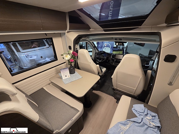 Adria MATRIX SUPREME 670 SL - 3 of 30