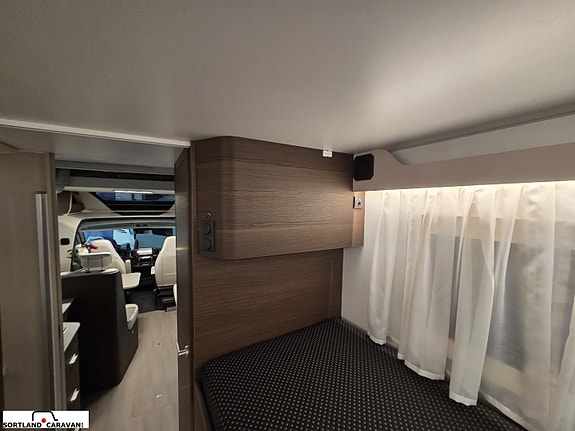 Adria MATRIX SUPREME 670 SL - 19 of 30