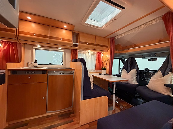 Capron Sunlight T63 140hk / Cruise / 1 Eier / Dusj / Markise 12 of 30